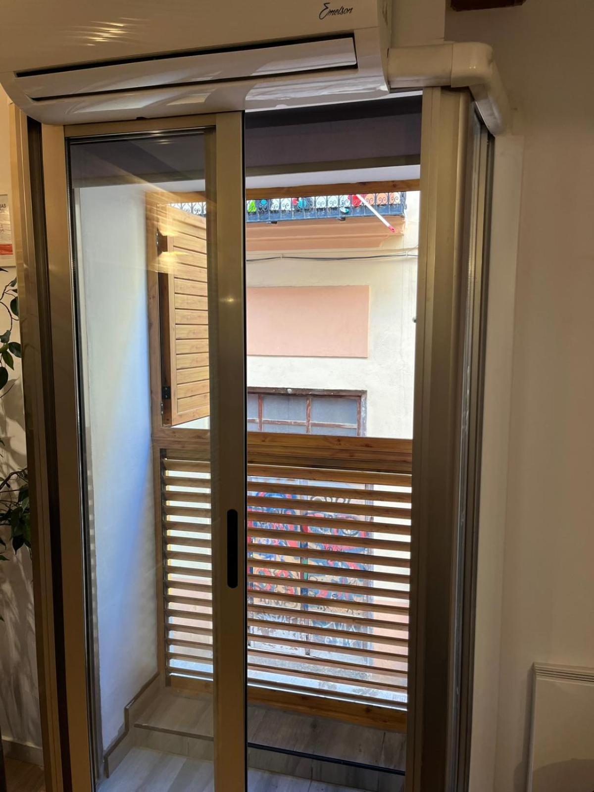 Apartamentos El Olivo Valencia Bagian luar foto